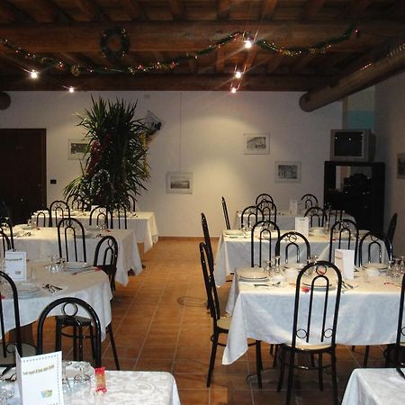 Agriturismo La Rasdora Порто-Мантовано Екстер'єр фото